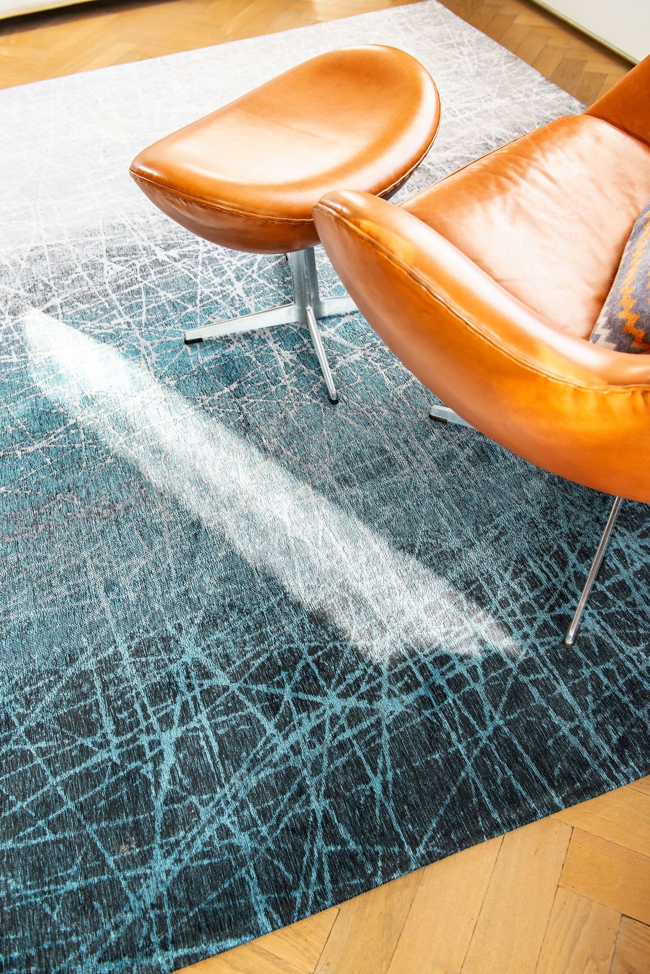 Louis De Poortere rug, Mad Men Wind Chill Grey 8881